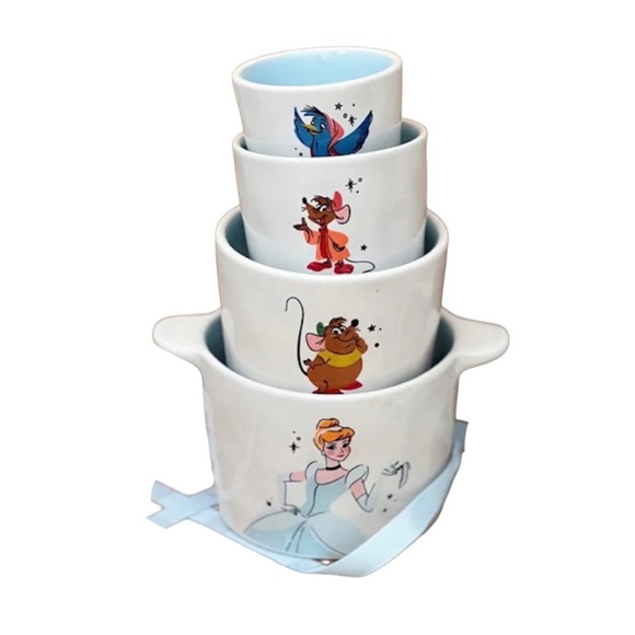 RAE DUNN CINDERELLA & ANIMAL FRIENDS Measuring Cups.